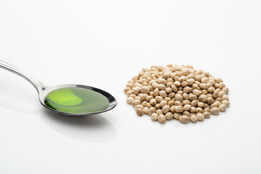 Hemp seed oil and hemp hearts for acne-safe skincare.